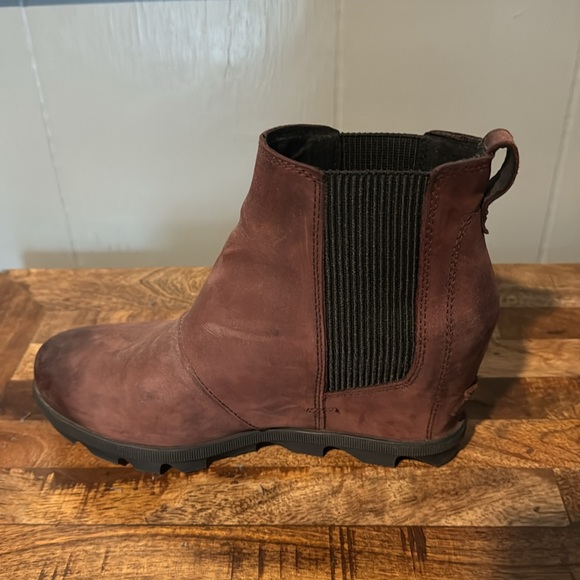 Sorel Joan of Arc Chelsea Wedge Boots, Booties, Brown, Size 8.5 - Picture 5 of 11